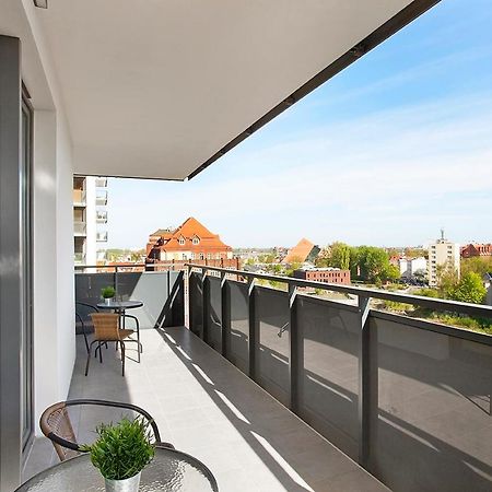 Ms Apartments Sky Tower X Gdansk Bagian luar foto